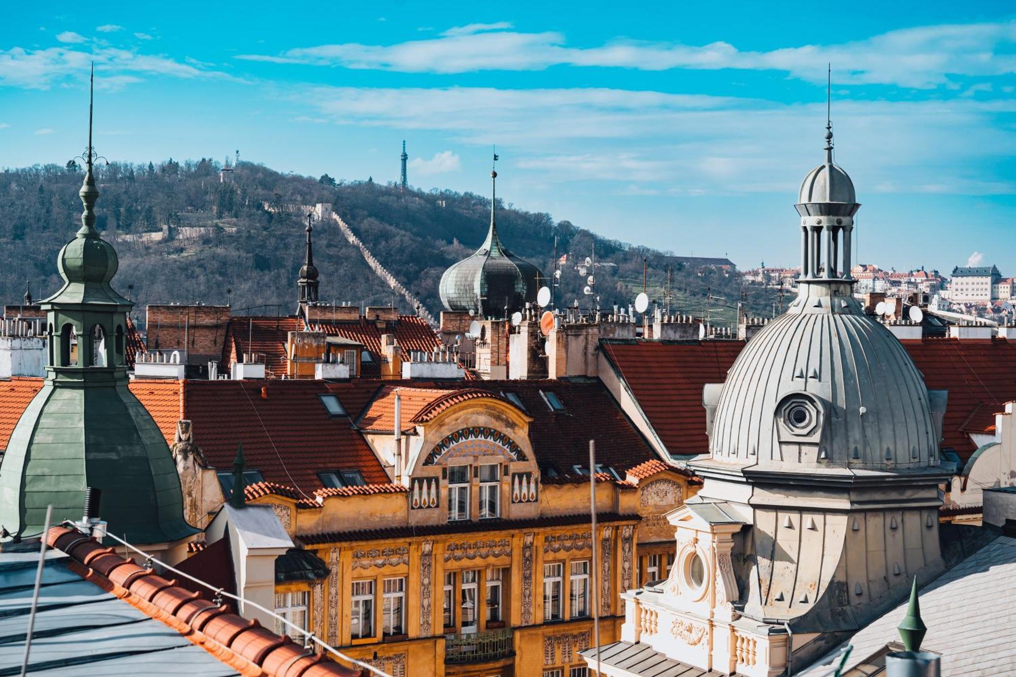 Two-Level Apart With A Terrace Near The Vltava River Prag Exteriör bild